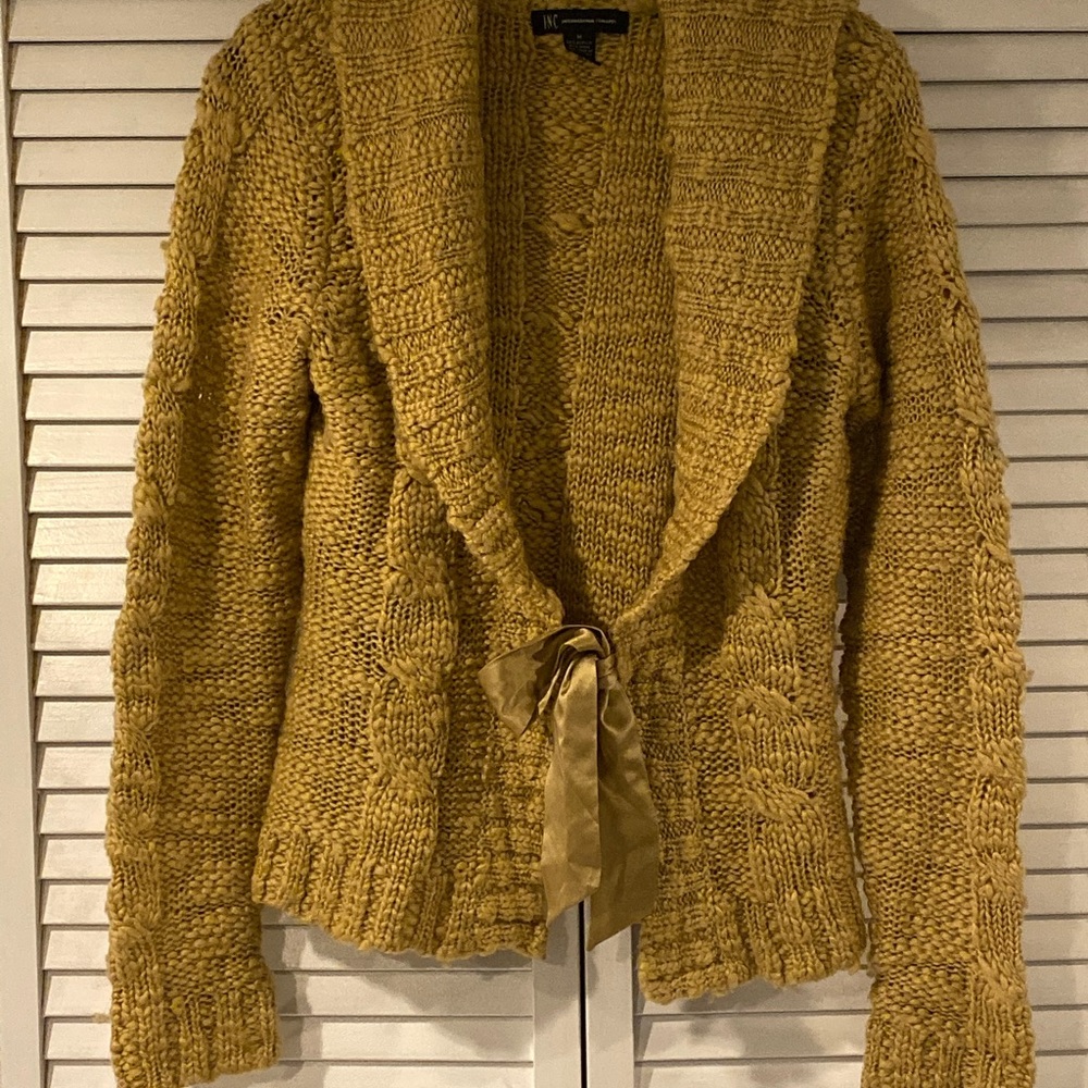 Gold Cardigan with silk ribbon closure in front